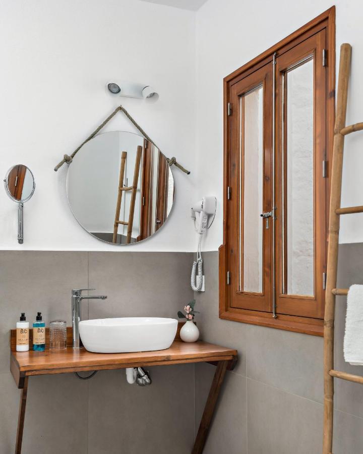 Hotel Boutique Ses 5 Claus Ciutadella  Buitenkant foto