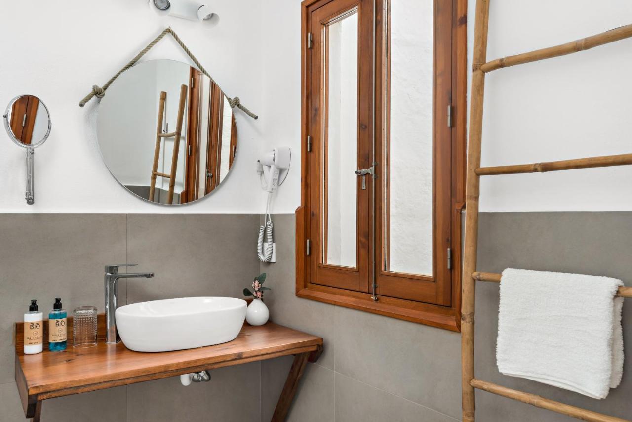 Hotel Boutique Ses 5 Claus Ciutadella  Buitenkant foto