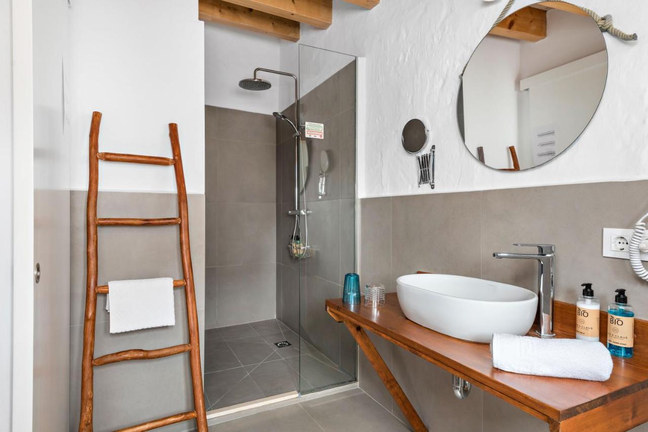 Hotel Boutique Ses 5 Claus Ciutadella  Buitenkant foto